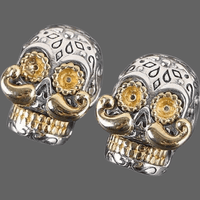 Boucles d’oreilles têtes de mort à moustaches argent -