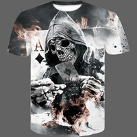 T-shirt tête de mort La faucheuse jouant au carte -