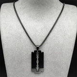 Collier Lame de rasoir Gothique