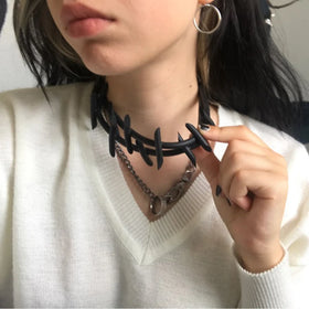 Collier Gothique Étonnant