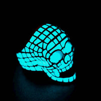 Bague fluorescente tête de mort