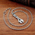 Collier clef à molette Tête de Mort - Avec chaine 50 cm - 